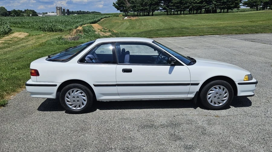 1993 Acura Integra 2nd Gen - Image 2 of 12