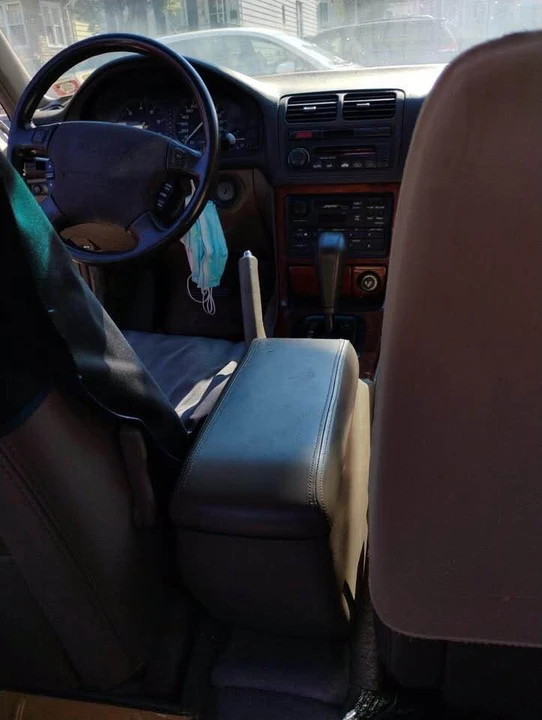 1993 Acura Legend 2nd Gen - Image 6 of 9