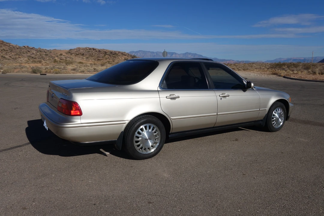1993 Acura Legend 2nd Gen - Image 4 of 31