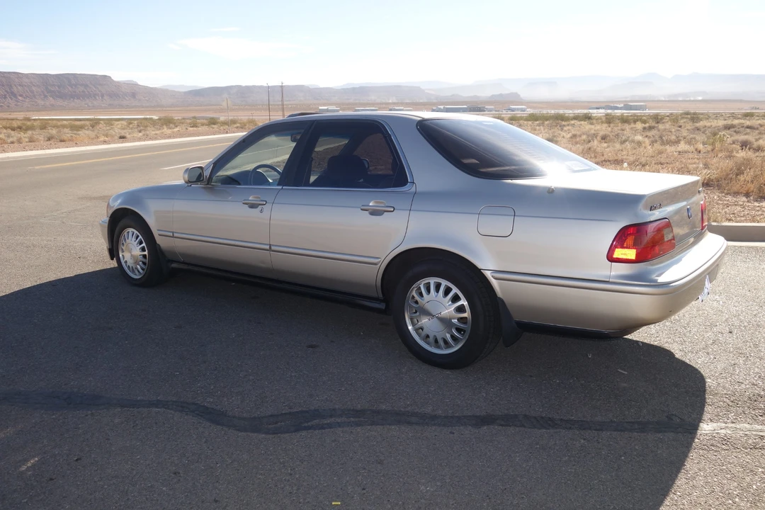 1993 Acura Legend 2nd Gen - Image 3 of 31