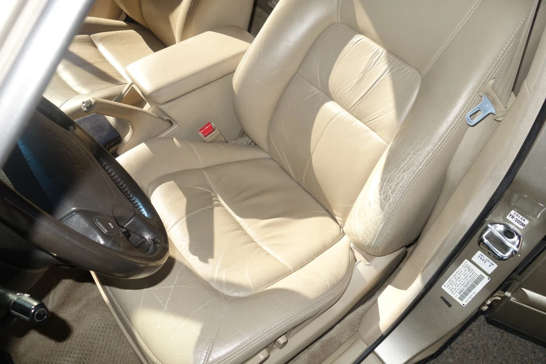 1993 Acura Legend 2nd Gen - Image 26 of 31