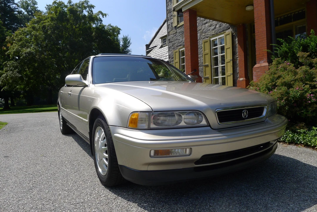 1993 Acura Legend 2nd Gen - Image 24 of 31