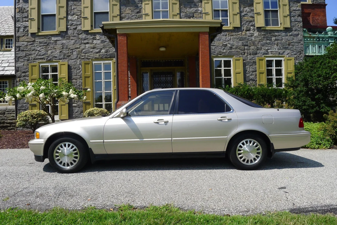 1993 Acura Legend 2nd Gen - Image 7 of 31