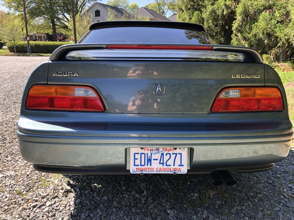 1993 Acura Legend 2nd Gen - Image 15 of 31