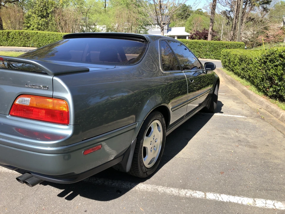 1993 Acura Legend 2nd Gen - Image 28 of 31