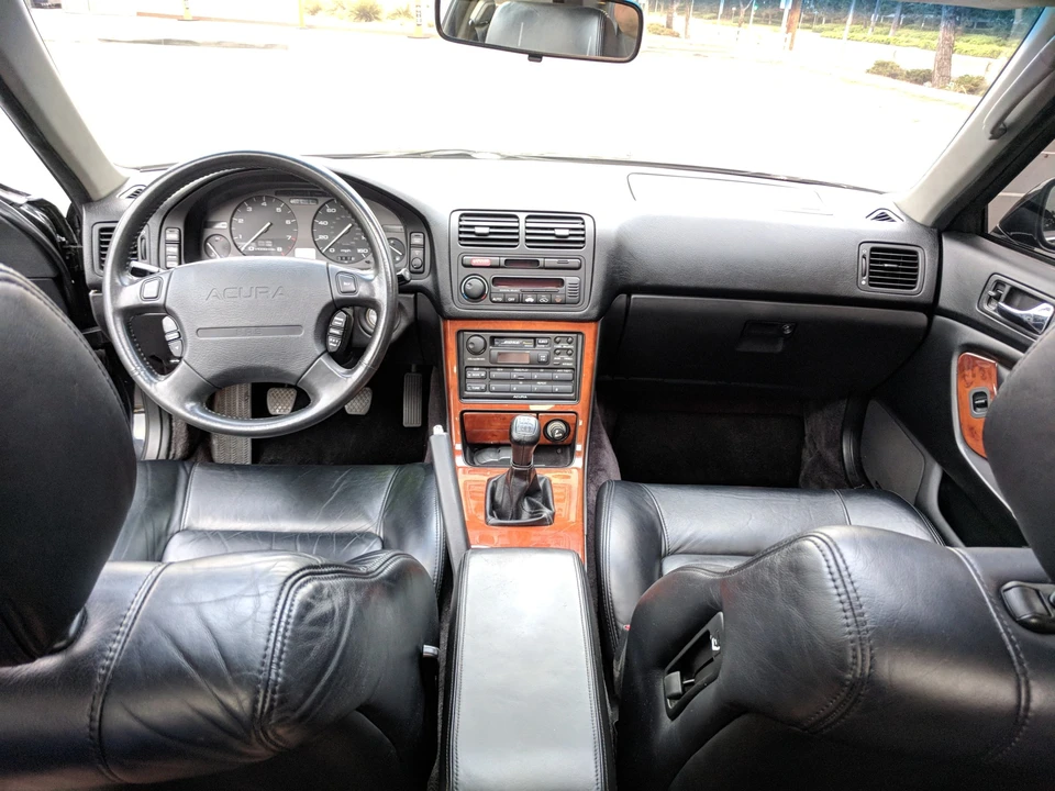 1993 Acura Legend 2nd Gen - Image 28 of 31
