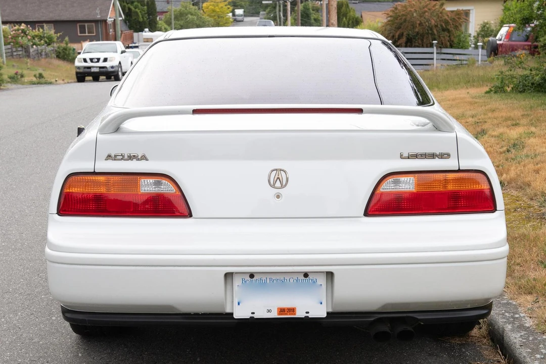 1993 Acura Legend 2nd Gen - Image 5 of 12