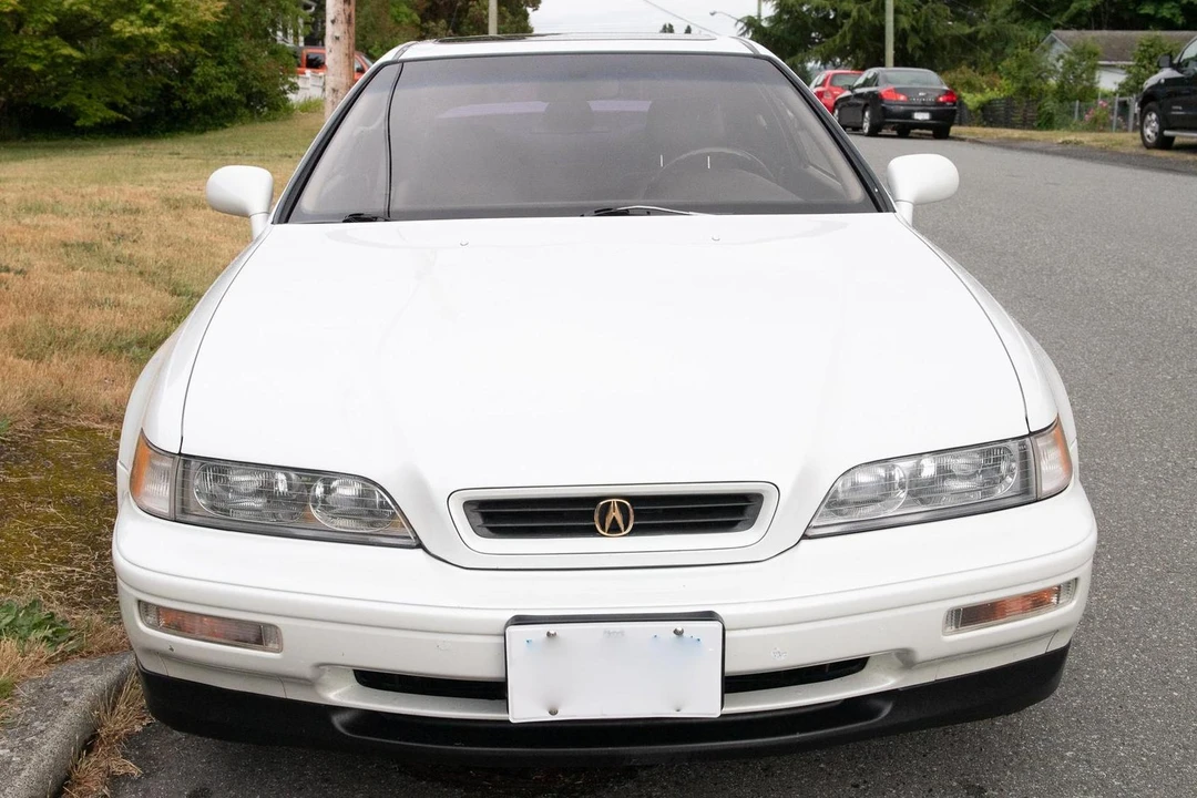 1993 Acura Legend 2nd Gen - Image 2 of 12
