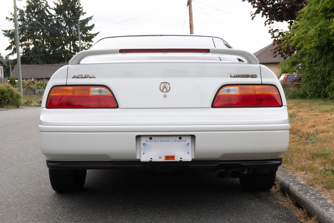 1993 Acura Legend 2nd Gen - Image 7 of 12