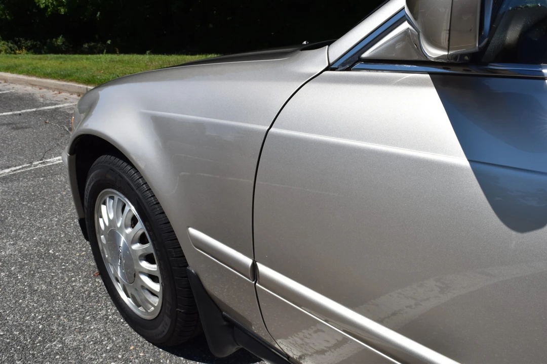1993 Acura Legend 2nd Gen - Image 25 of 31