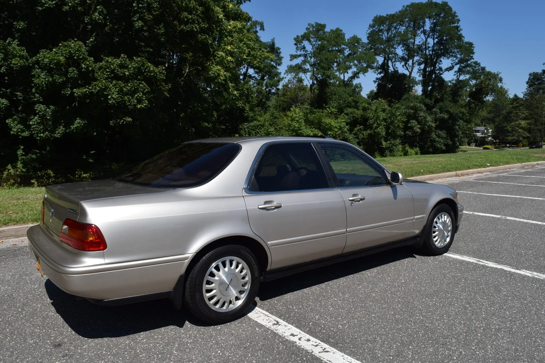 1993 Acura Legend 2nd Gen - Image 14 of 31