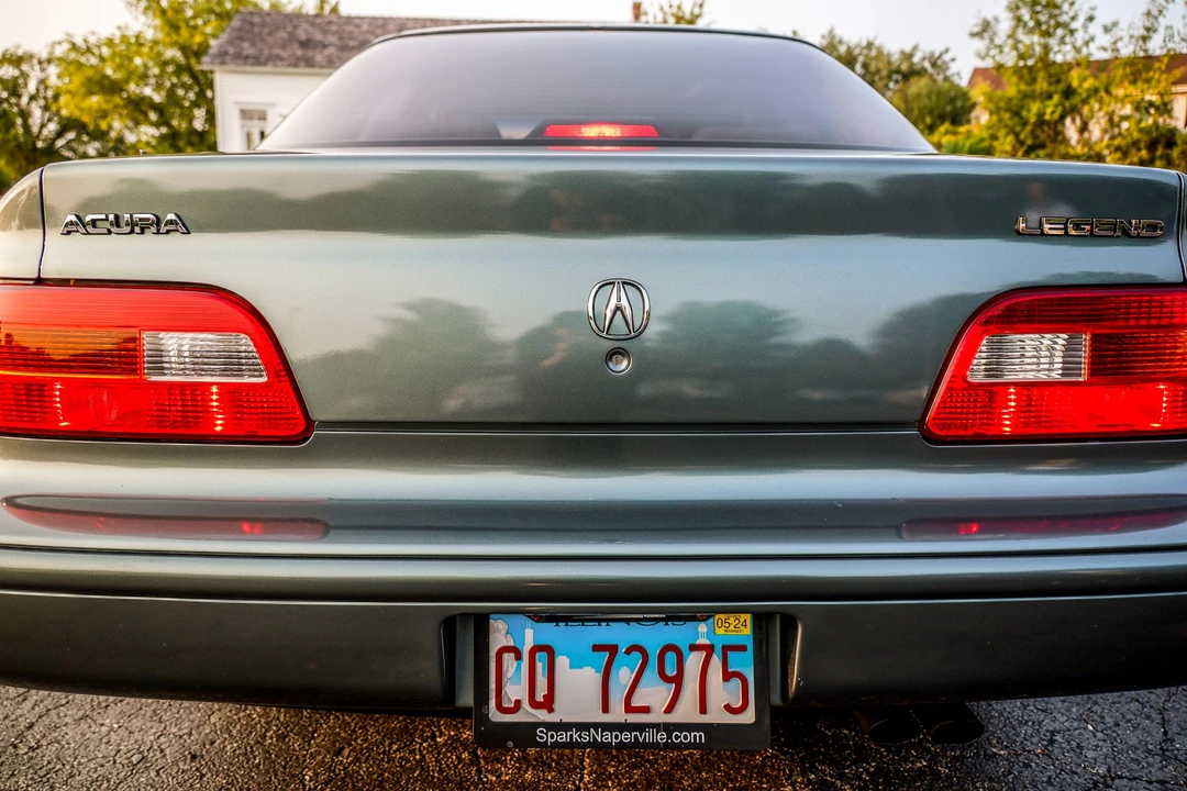 1993 Acura Legend 2nd Gen - Image 26 of 31