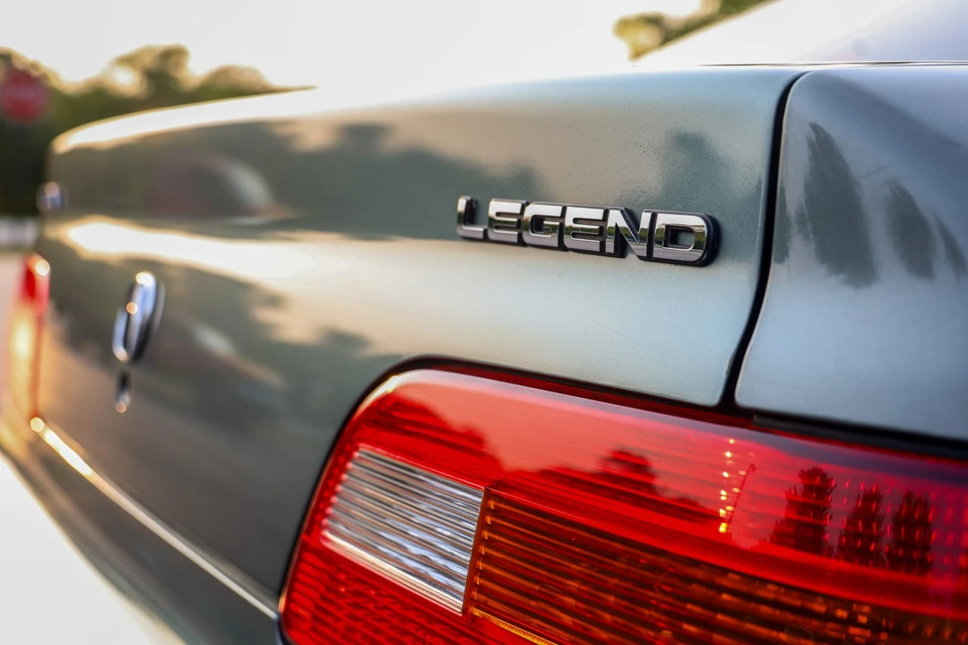 1993 Acura Legend 2nd Gen - Image 28 of 31