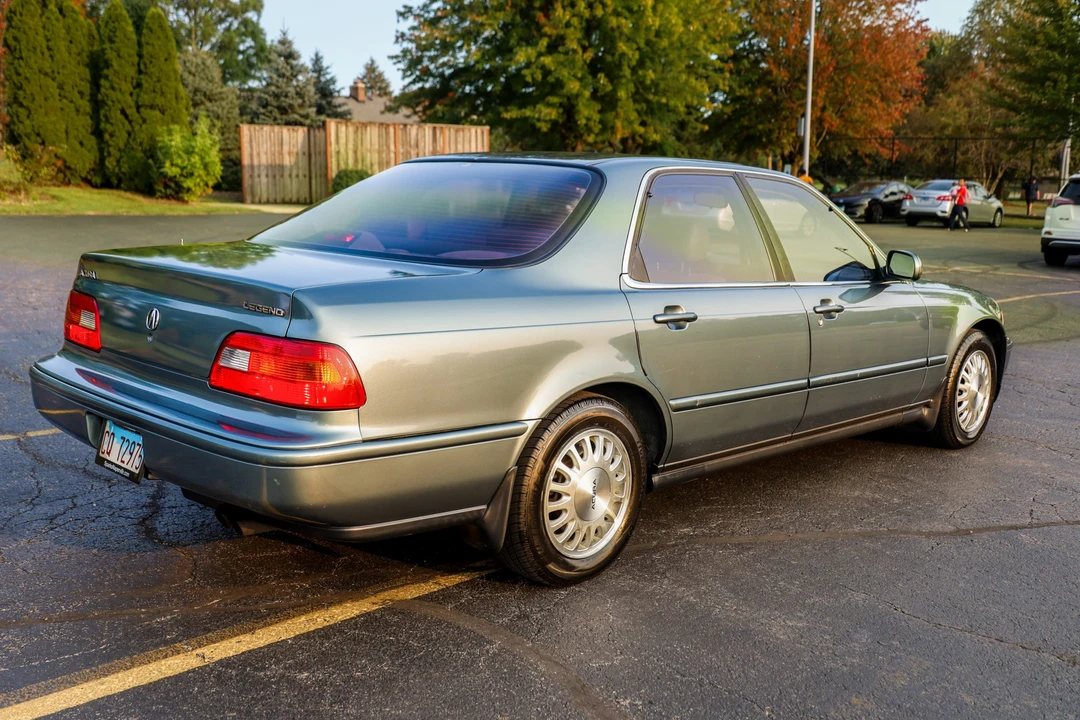 1993 Acura Legend 2nd Gen - Image 7 of 31