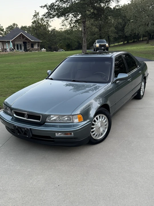 1993 Acura Legend 2nd Gen - Image 2 of 16