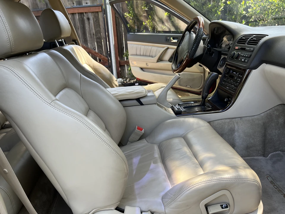 1993 Acura Legend 2nd Gen - Image 19 of 31