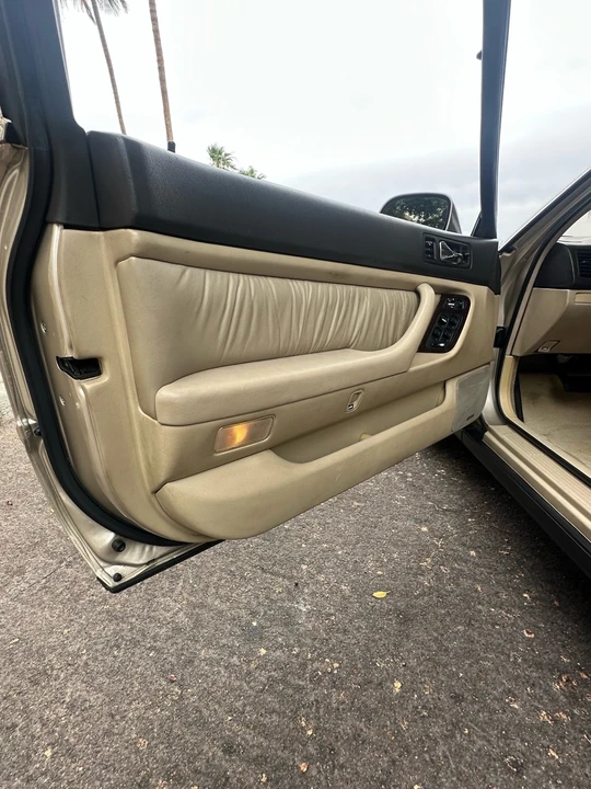 1993 Acura Legend 2nd Gen - Image 17 of 31