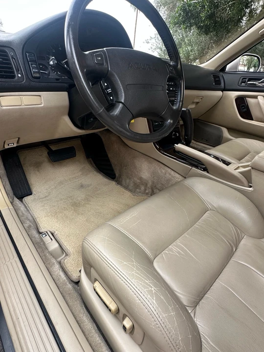 1993 Acura Legend 2nd Gen - Image 16 of 31