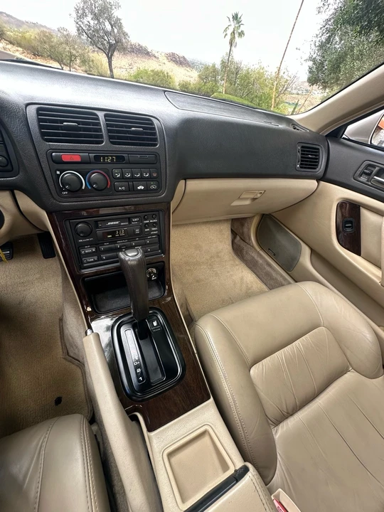 1993 Acura Legend 2nd Gen - Image 19 of 31