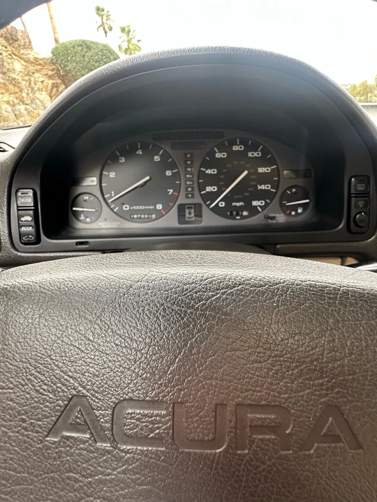 1993 Acura Legend 2nd Gen - Image 9 of 31
