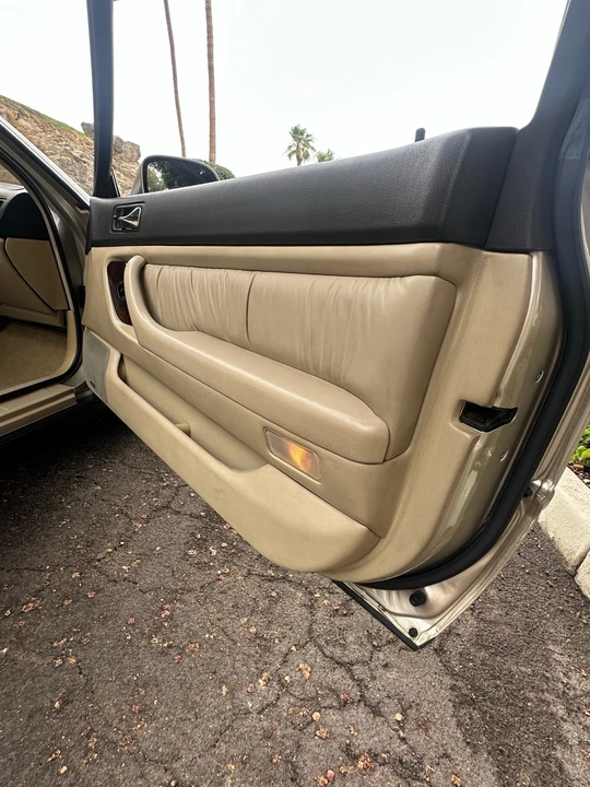 1993 Acura Legend 2nd Gen - Image 14 of 31