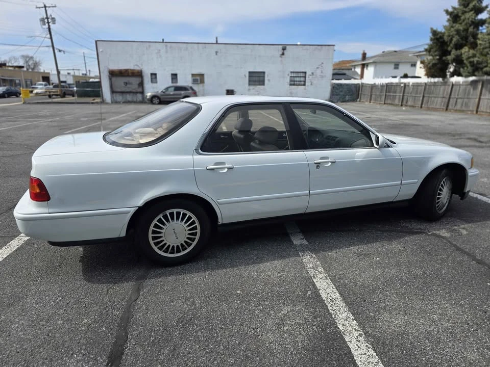 1993 Acura Legend 2nd Gen - Image 5 of 19
