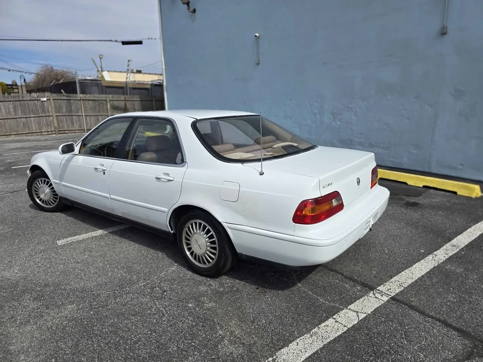 1993 Acura Legend 2nd Gen - Image 13 of 19