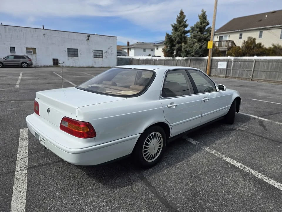 1993 Acura Legend 2nd Gen - Image 9 of 19