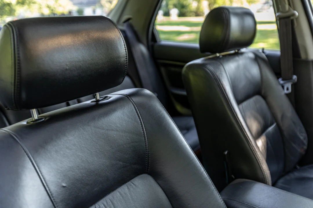 1993 Acura Legend 2nd Gen - Image 23 of 30