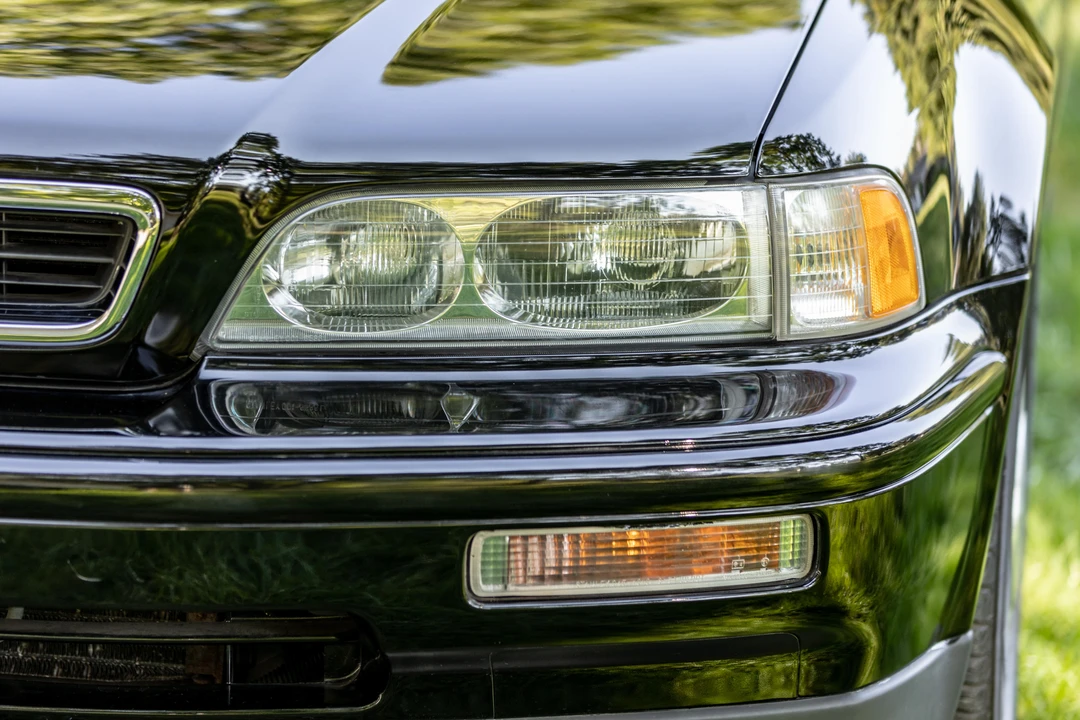 1993 Acura Legend 2nd Gen - Image 10 of 30