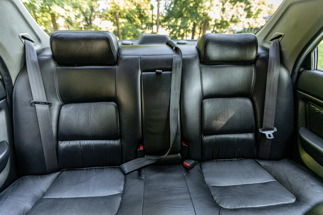 1993 Acura Legend 2nd Gen - Image 24 of 30