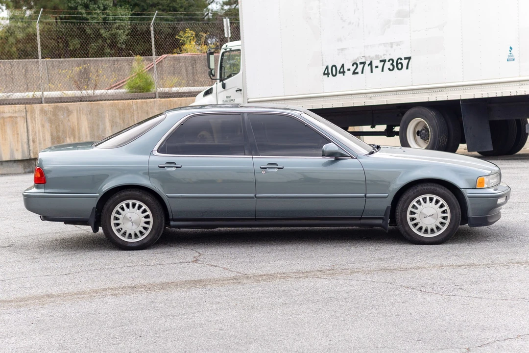 1993 Acura Legend 2nd Gen - Image 5 of 31