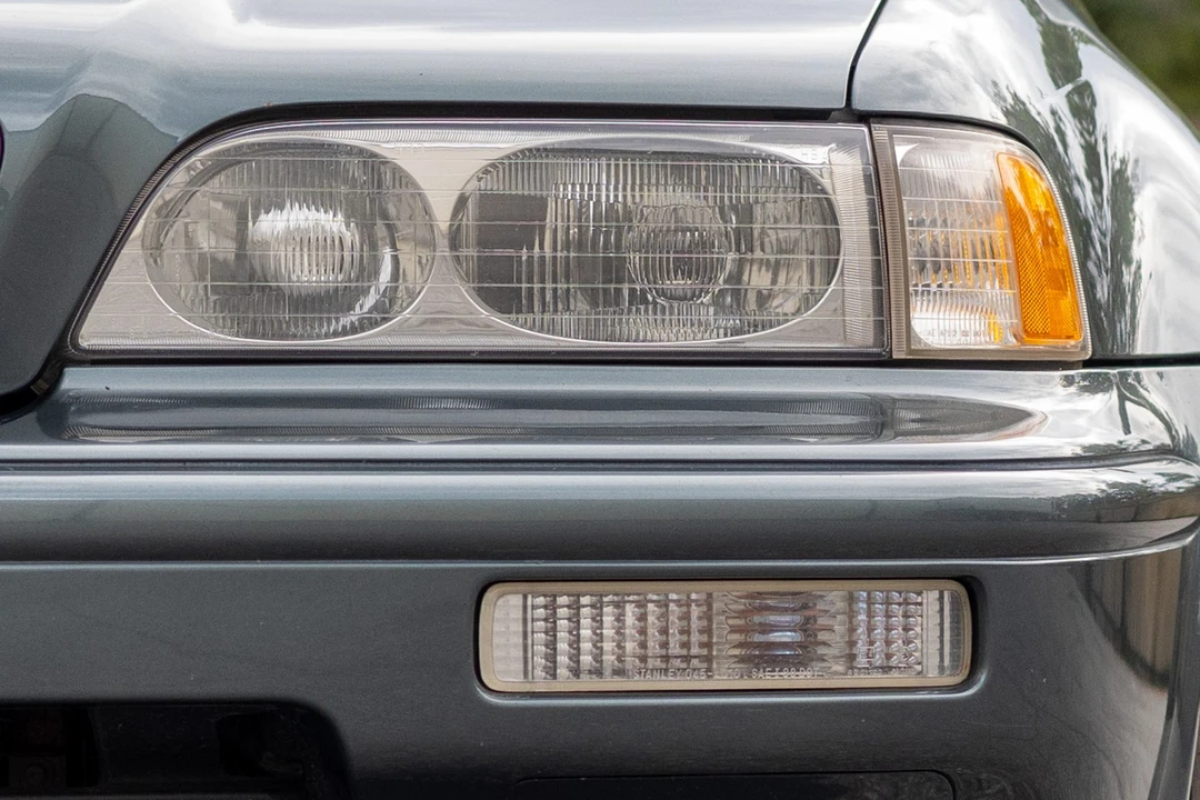 1993 Acura Legend 2nd Gen - Image 14 of 31