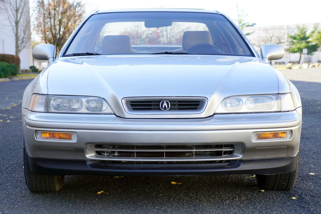 1993 Acura Legend 2nd Gen - Image 12 of 31