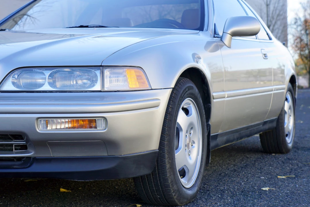 1993 Acura Legend 2nd Gen - Image 14 of 31