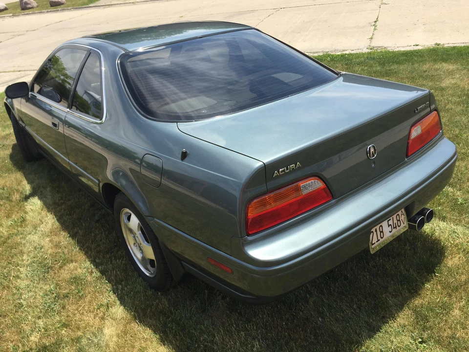 1993 Acura Legend 2nd Gen - Image 10 of 31