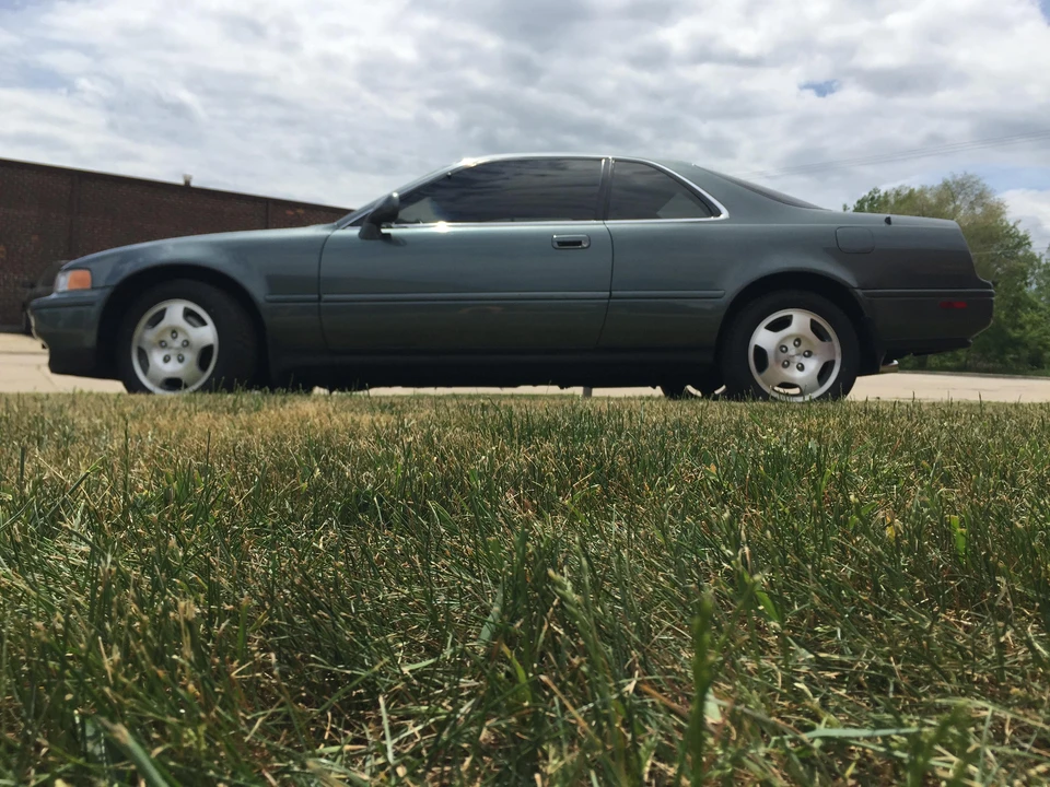 1993 Acura Legend 2nd Gen - Image 17 of 31
