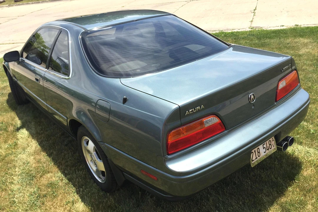 1993 Acura Legend 2nd Gen - Image 4 of 31