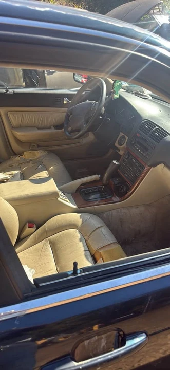 1993 Acura Legend 2nd Gen - Image 4 of 5