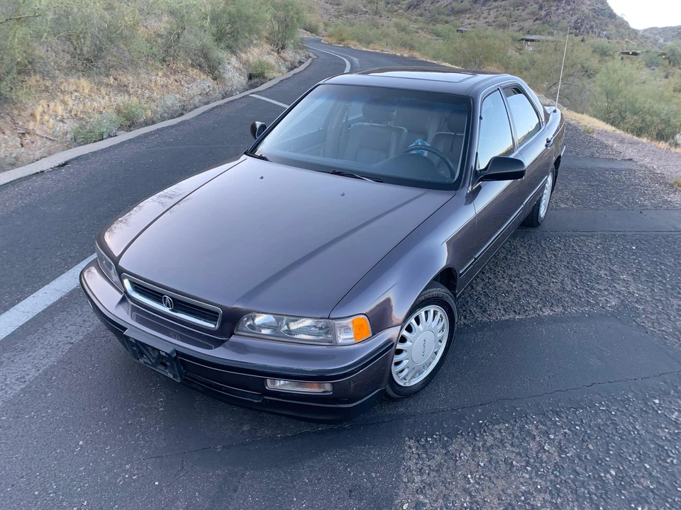 1993 Acura Legend 2nd Gen - Image 9 of 31