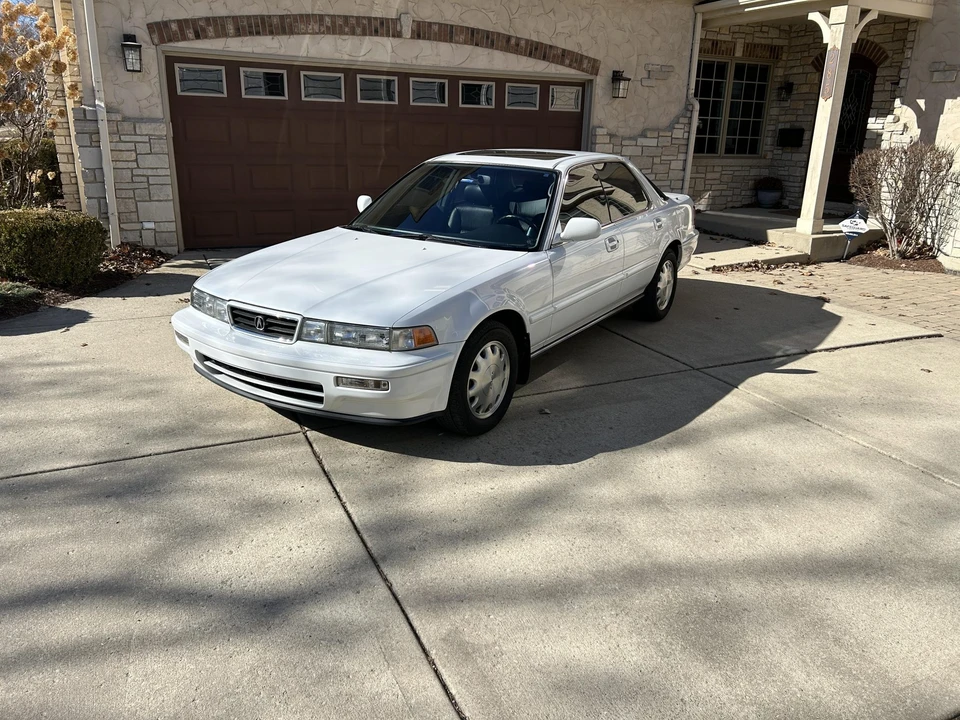 1993 Acura Vigor 2nd Gen - Image 27 of 31