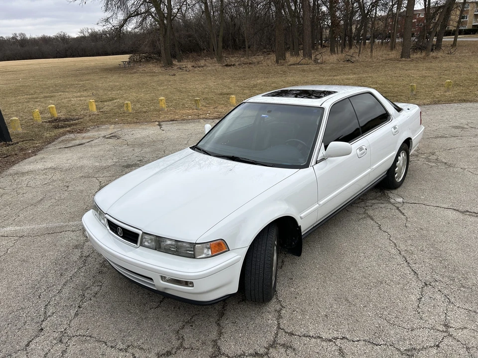 1993 Acura Vigor 2nd Gen - Image 4 of 31