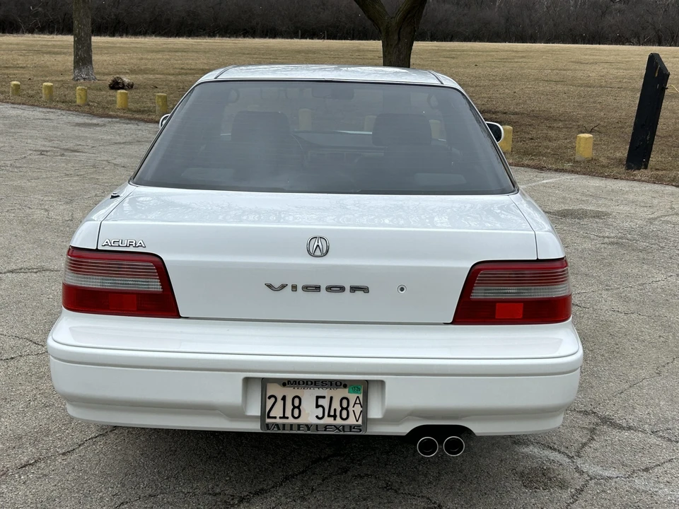 1993 Acura Vigor 2nd Gen - Image 18 of 31