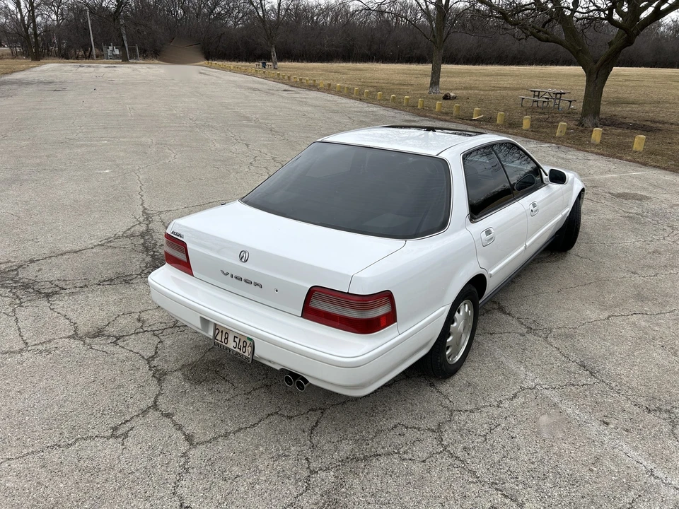 1993 Acura Vigor 2nd Gen - Image 16 of 31
