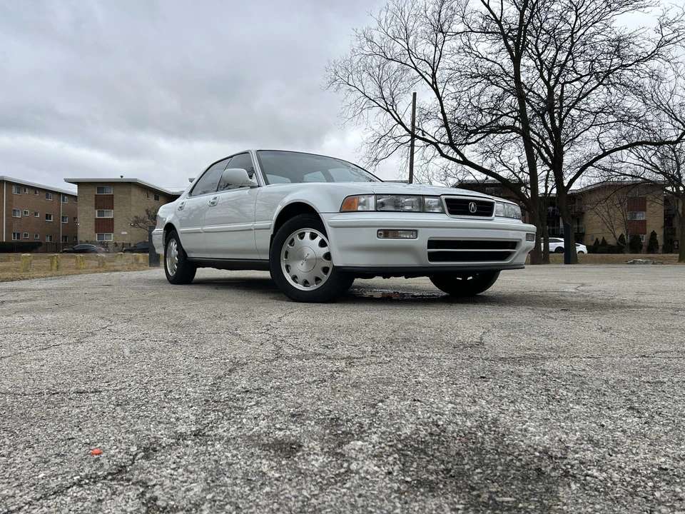 1993 Acura Vigor 2nd Gen - Image 10 of 31