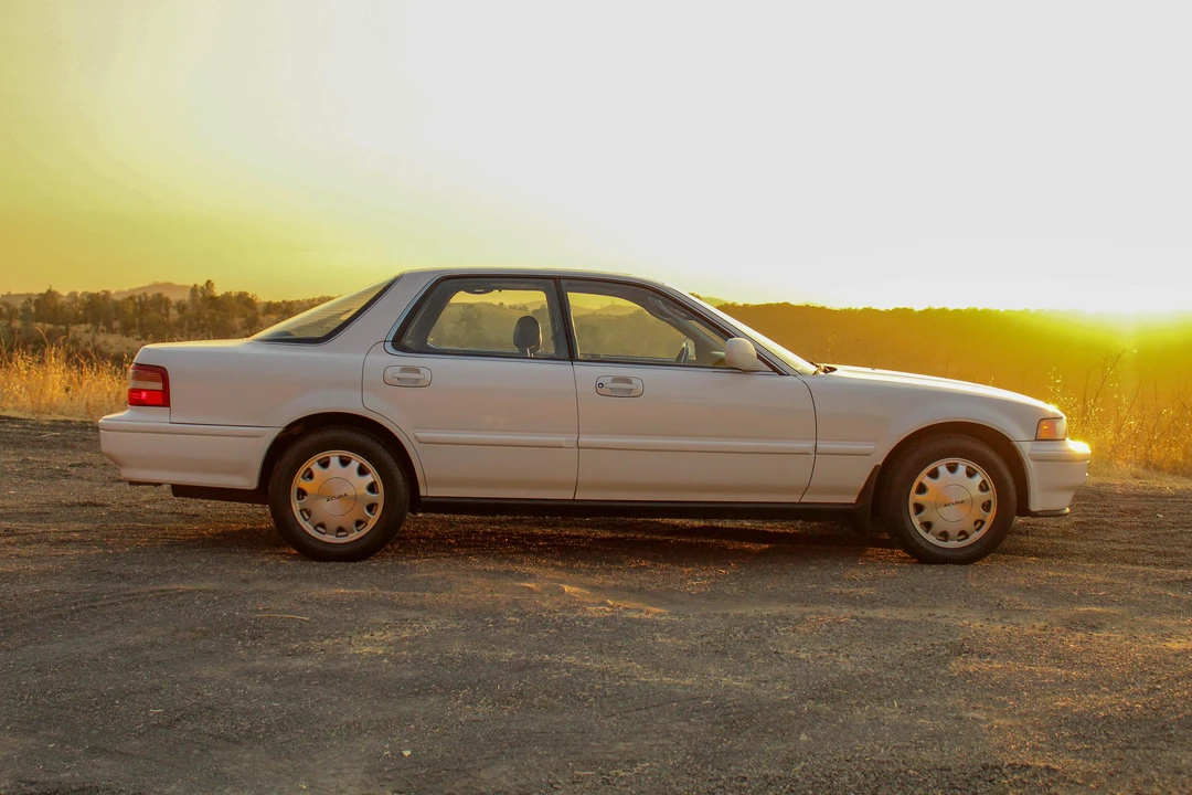 1993 Acura Vigor 3rd Gen - Image 17 of 31