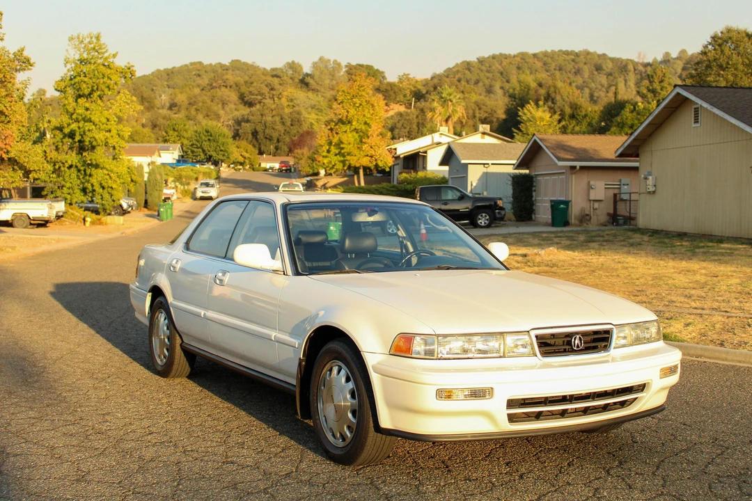 1993 Acura Vigor 3rd Gen - Image 18 of 31