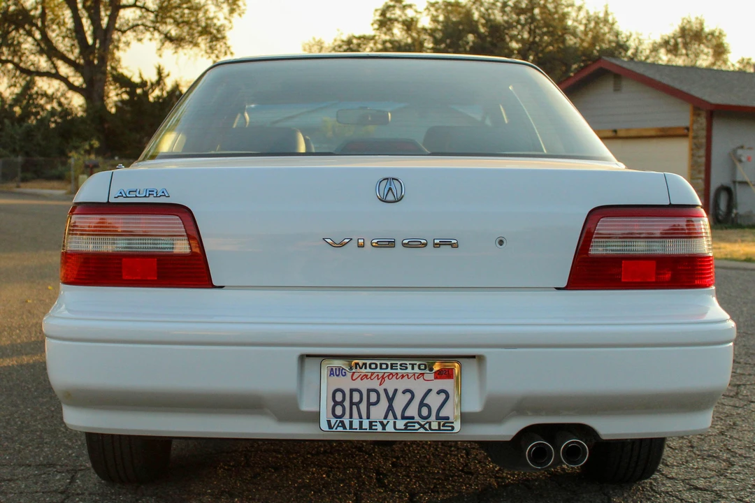 1993 Acura Vigor 3rd Gen - Image 15 of 31