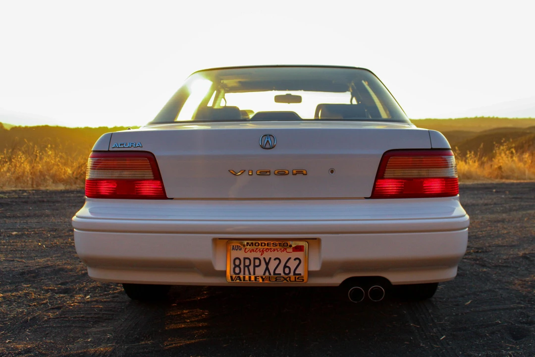 1993 Acura Vigor 3rd Gen - Image 5 of 31