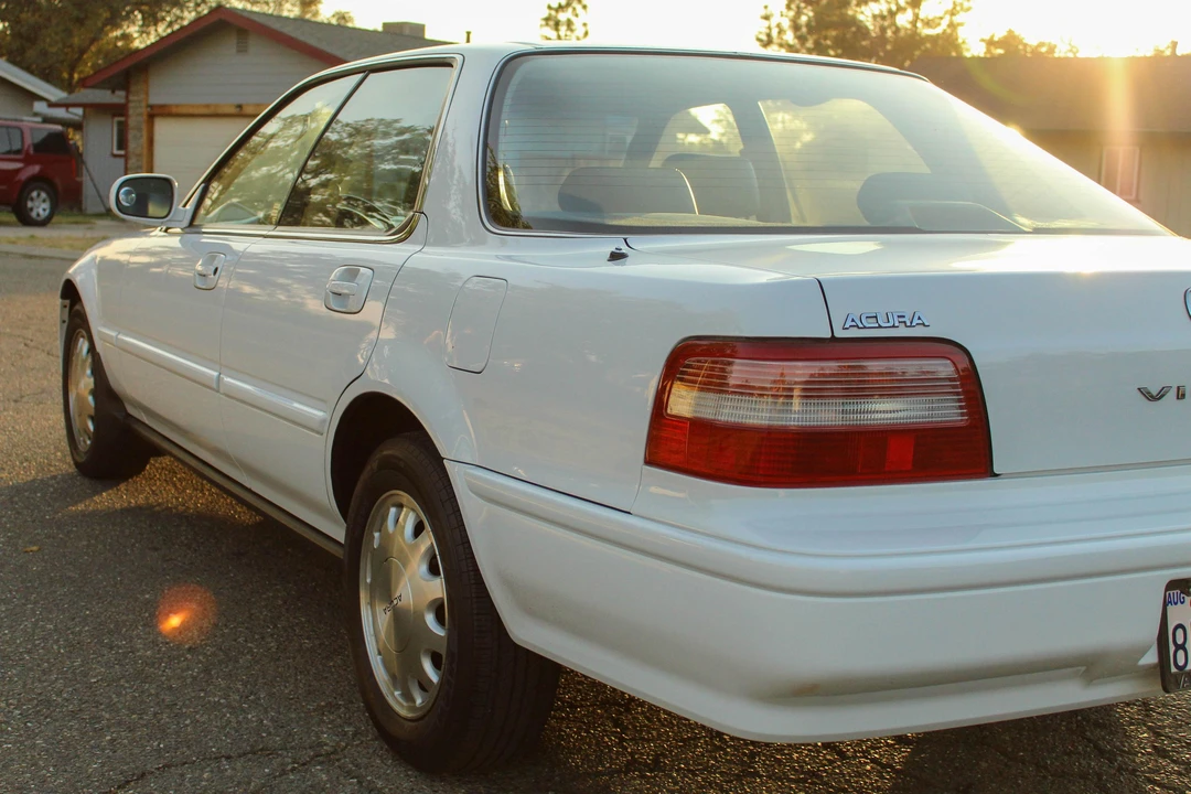 1993 Acura Vigor 3rd Gen - Image 12 of 31